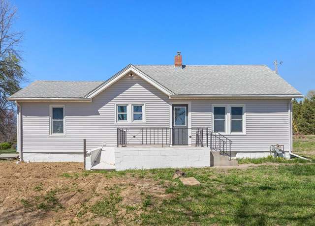 Property at 15052 214th St, Council Bluffs, IA 51503, 3 beds, 2 baths