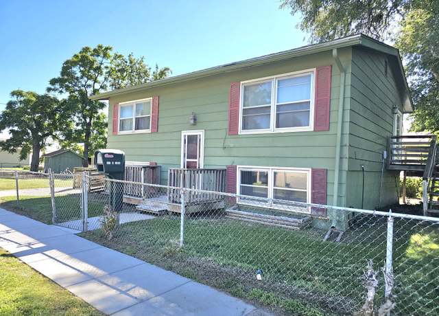 Property at 602 S 34 St, Council Bluffs, IA 51501, 2 beds, 1 bath