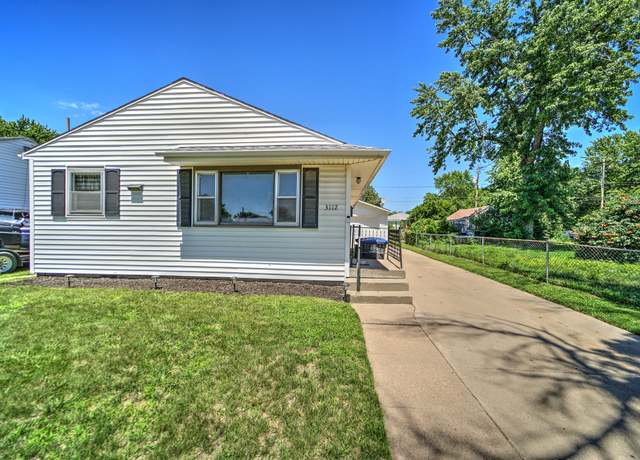 Property at 3112 Avenue H, Council Bluffs, IA 51501, 3 beds, 1 bath
