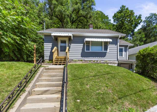 Property at 425 N 6th St, Council Bluffs, IA 51503, 4 beds, 2 baths