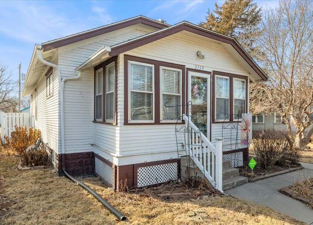 Property at 2719 4th Ave, Council Bluffs, IA 51501, 2 beds, 2 baths