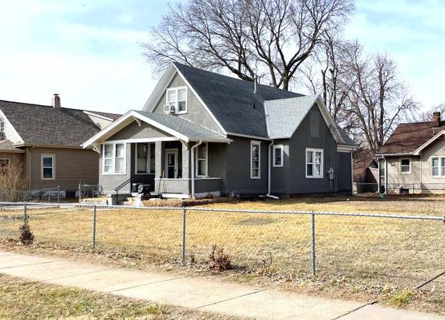 Property at 302 S 21st St, Council Bluffs, IA 51501