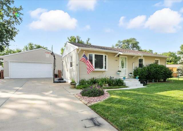 Property at 124 Beal St, Council Bluffs, IA 51503, 3 beds, 2 baths