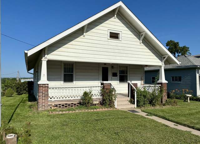 Property at 122 N 9th St, Missouri Valley, IA 51555, 2 beds, 2 baths