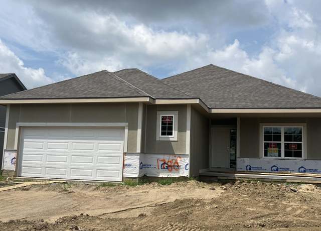 Property at 1780 Blackthorn St, Council Bluffs, IA 51503, 3 beds, 3 baths