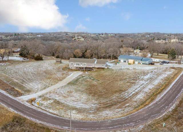 Property at 2420 Liberty Ave, Missouri Valley, IA 51555, 4 beds, 3 baths