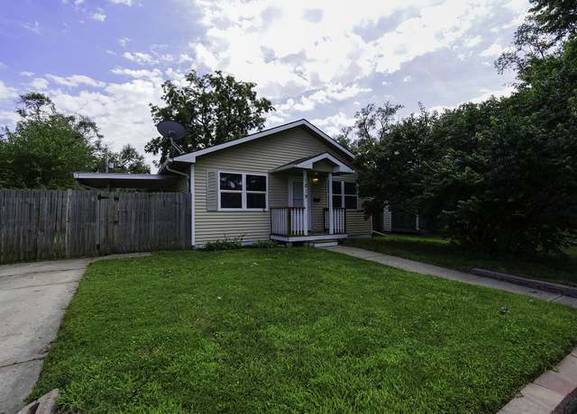 Property at 1819 7th Ave, Council Bluffs, IA 51501, 3 beds, 1 bath