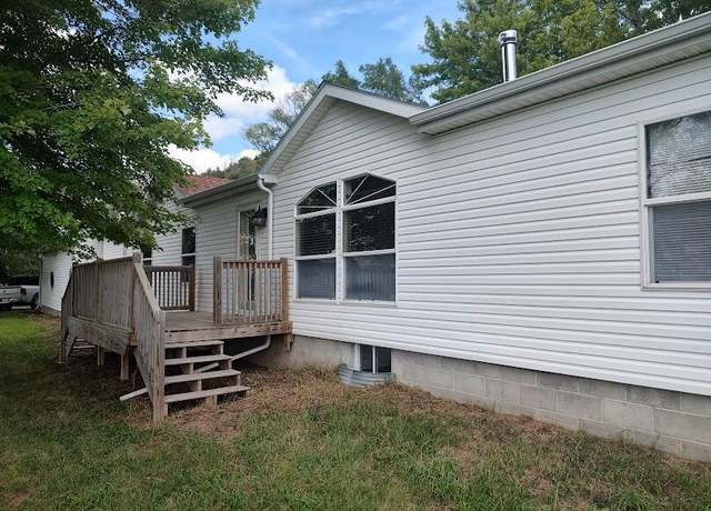 Property at 2364 Loess Hills Trl, Missouri Valley, IA 51555, 5 beds, 3 baths