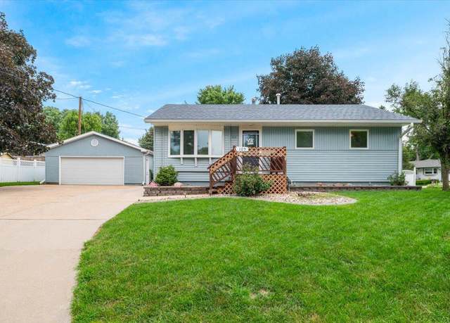 Property at 105 Arnold Ave, Council Bluffs, IA 51503, 2 beds, 1 bath