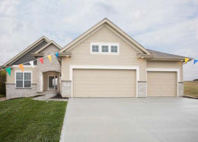 Property at 1847 Balsam St, Council Bluffs, IA 51503, 2 beds, 2 baths