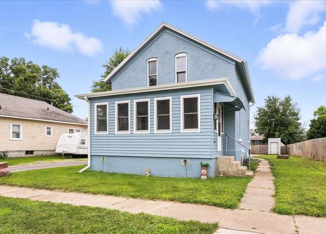 Property at 2121 3rd Ave, Council Bluffs, IA 51503, 3 beds, 2 baths