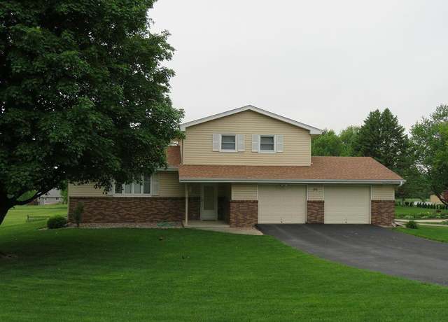 Property at 80 Briar Ridge Dr, Council Bluffs, IA 51503, 3 beds, 2 baths