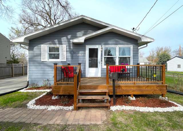 Property at 1042 N 26th St, Council Bluffs, IA 51501, 3 beds, 2 baths