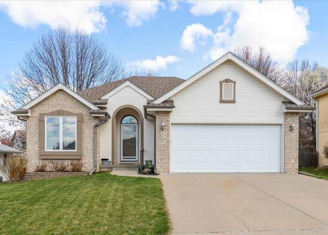 Property at 2718 Tara Hills St, Council Bluffs, IA 51503, 2 beds, 3 baths