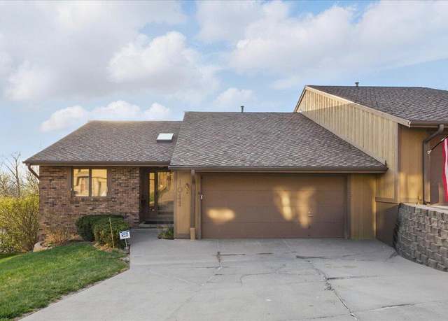 Property at 1011 Arbor Ridge Circle Cir, Council Bluffs, IA 51503, 2 beds, 3 baths