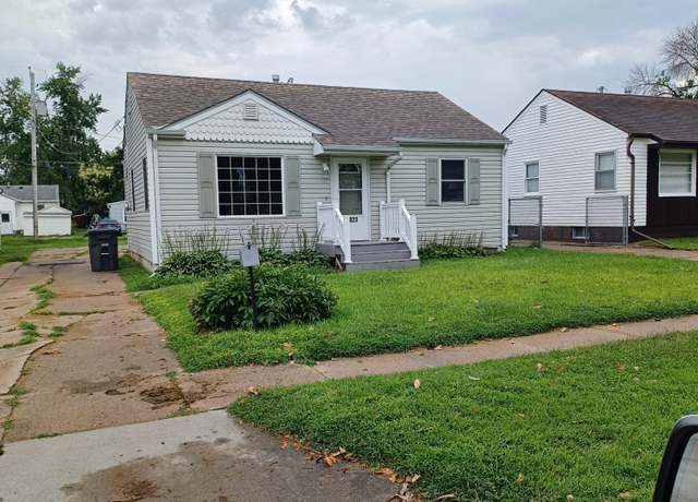 Property at 3023 8th Ave, Council Bluffs, IA 51501, 2 beds, 1 bath