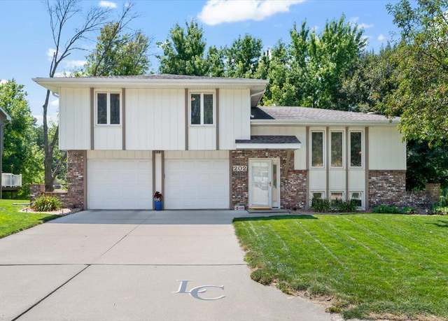 Property at 202 Redbud Ln, Council Bluffs, IA 51503, 3 beds, 2 baths