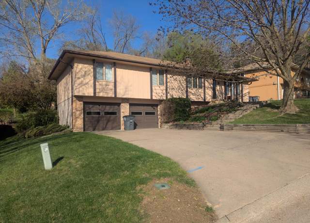 Property at 204 Upland Dr, Council Bluffs, IA 51503, 3 beds, 3 baths