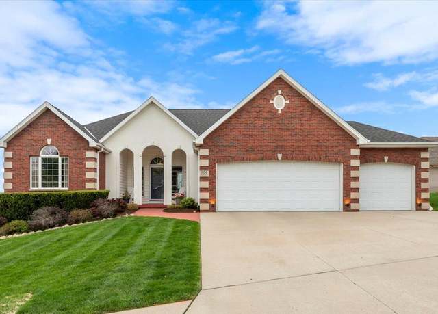 Property at 506 Monterey Cir, Council Bluffs, IA 51503, 4 beds, 3 baths