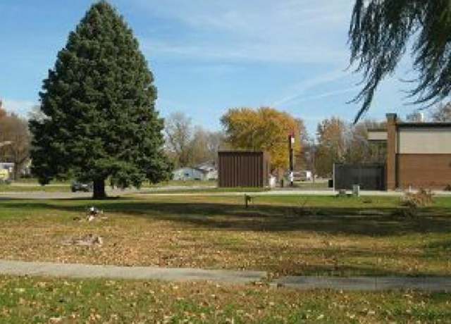 Property at 701 11th St, Onawa, IA 51040