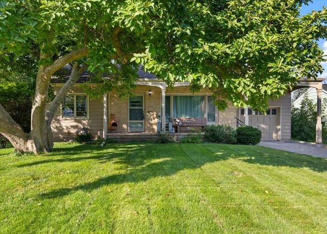 Property at 25 Kenmore Ave, Council Bluffs, IA 51503, 3 beds, 2 baths
