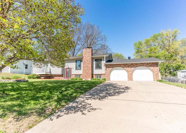 Property at 500 N Linn St, Glenwood, IA 51534, 3 beds, 2 baths
