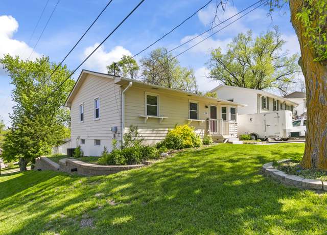 Property at 14 Kimberly Dr, Council Bluffs, IA 51503, 3 beds, 2 baths