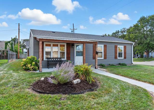 Property at 901 Silver Ln, Carter Lake, IA 51510, 3 beds, 1 bath