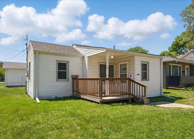 Property at 2927 4th Ave, Council Bluffs, IA 51501, 1 bed, 1 bath