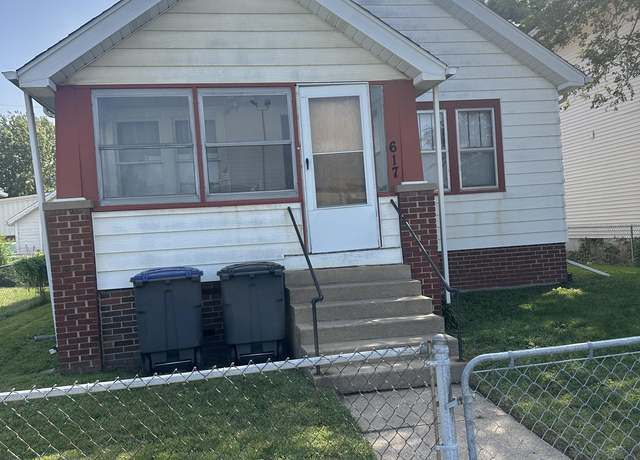 Property at 617 S 6th St, Council Bluffs, IA 51501, 2 beds, 1 bath