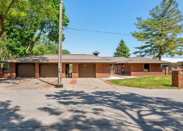 Property at 3713 N 17th St, Carter Lake, IA 51510, 3 beds, 2 baths