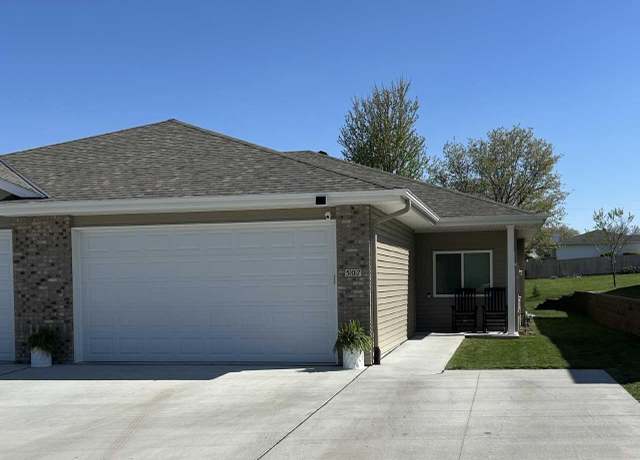 Property at 507 Hope Ave, Underwood, IA 51576, 3 beds, 3 baths