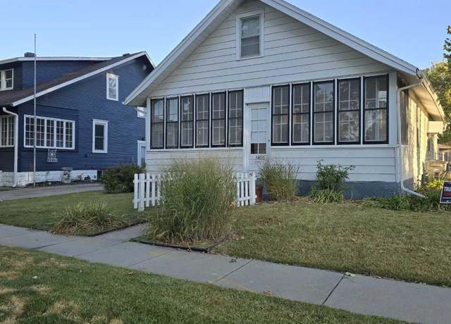 Property at 3400 Avenue B, Council Bluffs, IA 51501, 2 beds, 2 baths