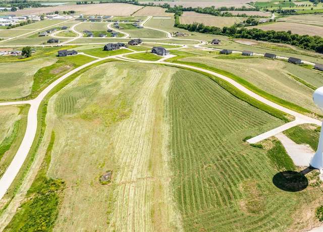 Property at 101 Bluegrass Ln, Woodbine, IA 51579
