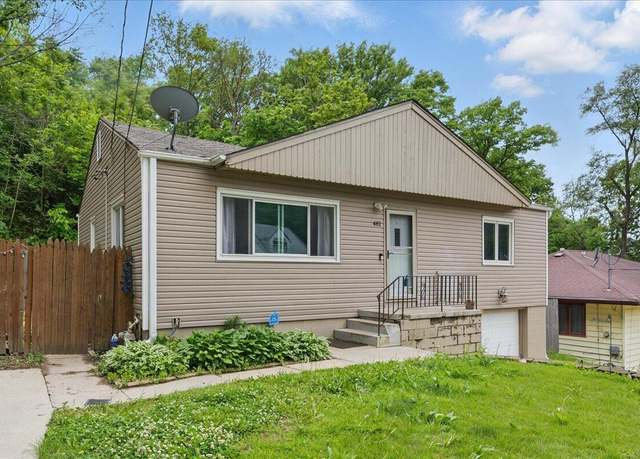 Property at 481 Houston Ave, Council Bluffs, IA 51503, 3 beds, 2 baths