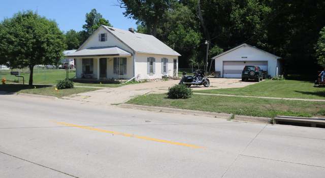 Photo of 1433 N 8th St, Council Bluffs, IA 51501
