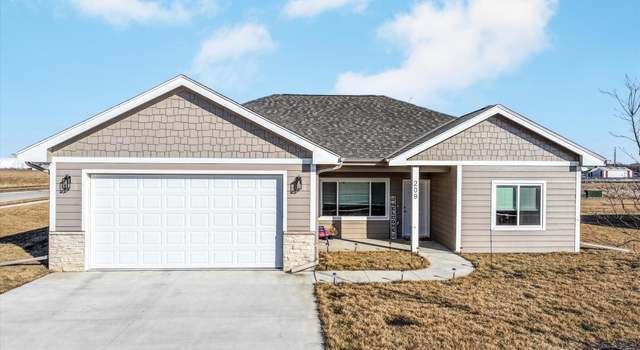 Photo of 209 Harvest Hls Dr, Woodbine, IA 51579