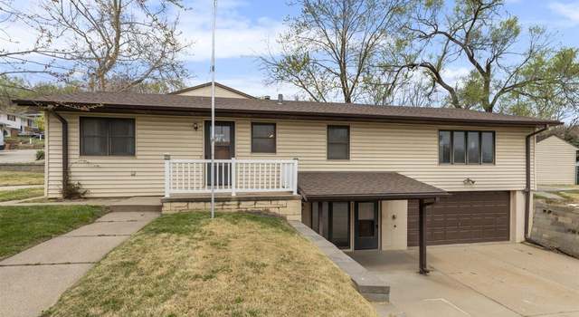 Photo of 634 Lori Ln, Council Bluffs, IA 51503