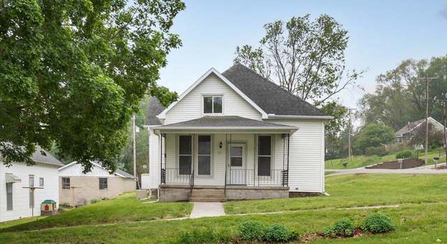 Photo of 221 W 7th St, Logan, IA 51546