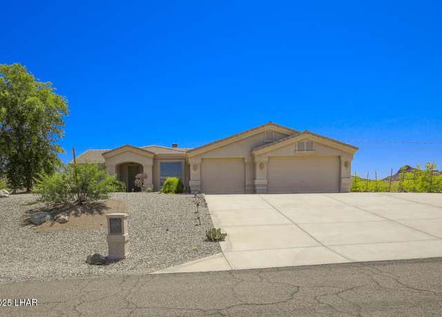 Property at 3732 Hiawatha Dr, Lake Havasu City, AZ 86404, 3 beds, 2 baths