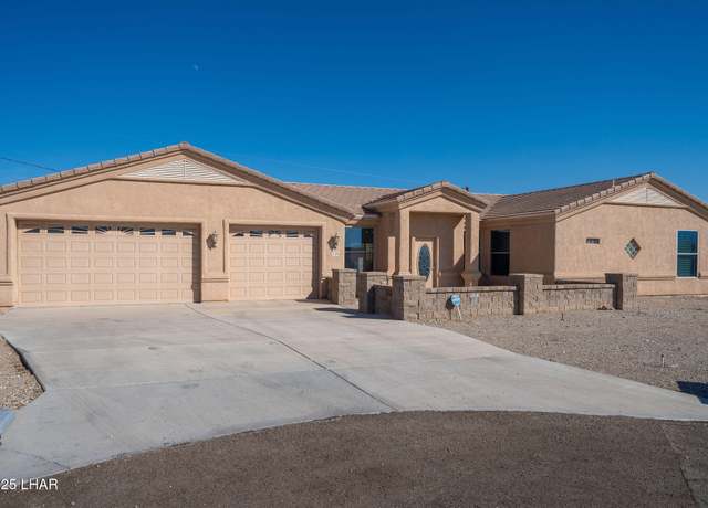 Property at 320 Senita Ln, Lake Havasu City, AZ 86403, 3 beds, 3 baths