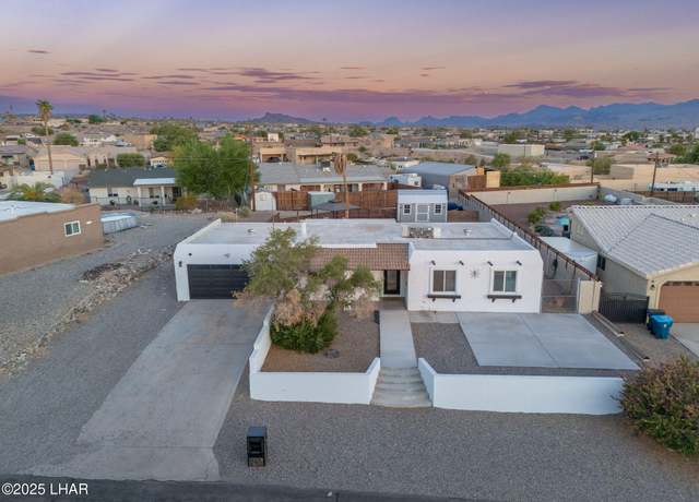 Property at 320 Chipeta Ln, Lake Havasu City, AZ 86403, 3 beds, 2 baths