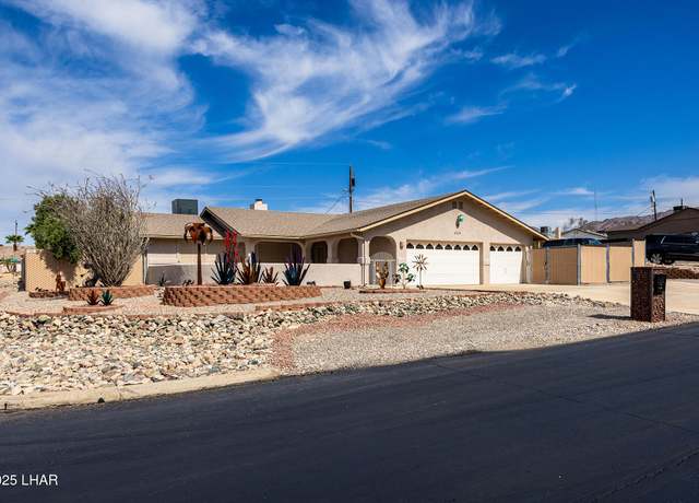 Property at 4241 Highlander Ave, Lake Havasu City, AZ 86406, 2 beds, 2 baths