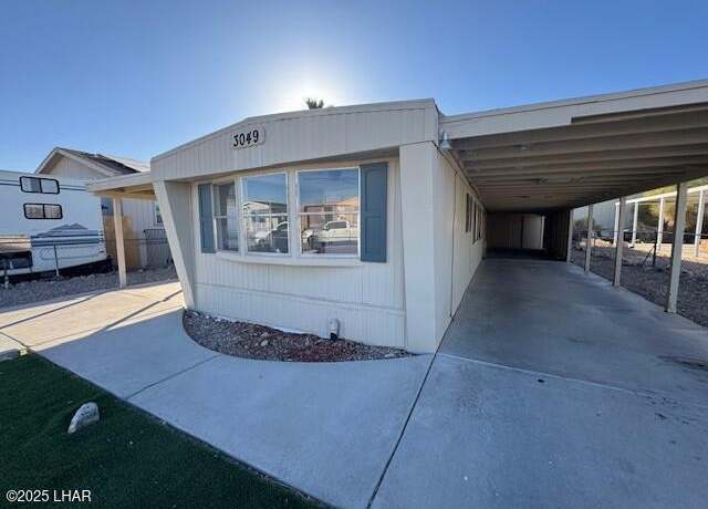 Property at 3049 Joyce Ln, Lake Havasu City, AZ 86404, 2 beds, 1.5 baths