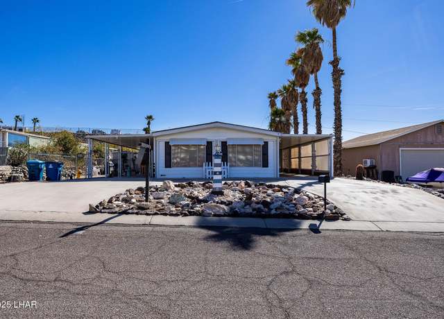 Property at 3135 Michael Dr, Lake Havasu City, AZ 86404, 2 beds, 2 baths