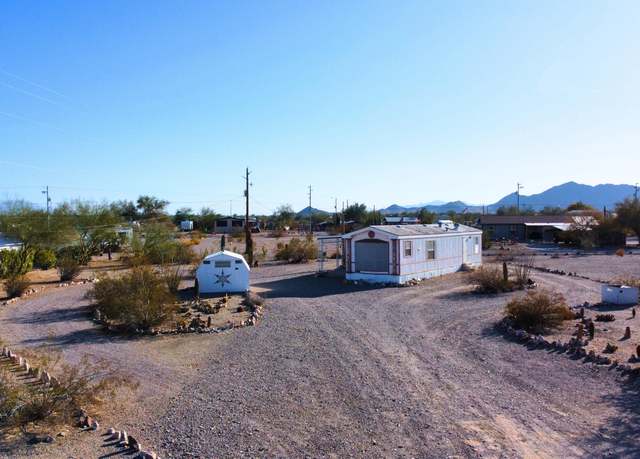 Property at 611 W Pyramid St, Quartzsite, AZ 85346, 2 beds, 1 bath