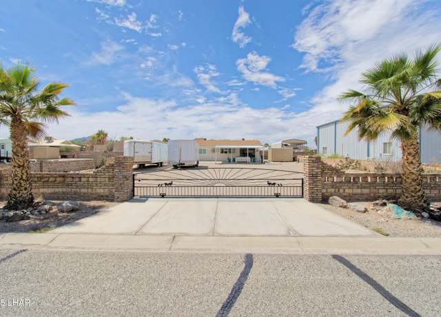 Property at 49658 Topaz Ave, Quartzsite, AZ 85346, 2 beds, 1 bath
