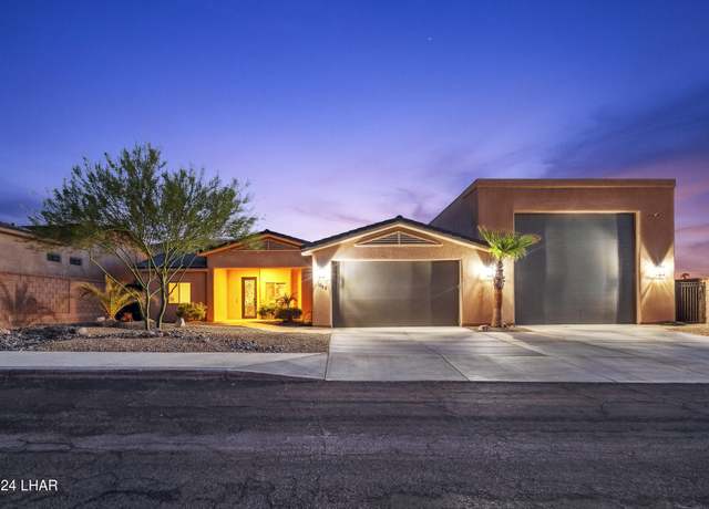 Property at 1646 Magnolia Dr, Lake Havasu City, AZ 86403, 4 beds, 4 baths