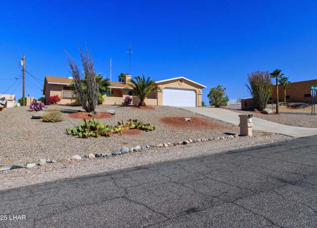 Property at 3199 Horseshoe Canyon Dr, Lake Havasu City, AZ 86406, 3 beds, 2 baths