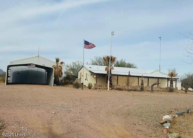 Property at 36910 Mcvay Rd, Salome, AZ 85348, 3 beds, 2 baths
